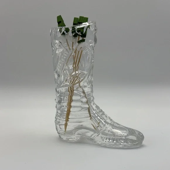 Elegant Clear Boot-Shaped Glass Vase - Store toothpicks or matches - Picture 2 of 5